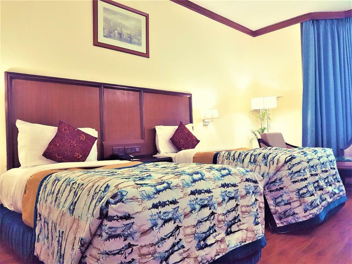 Hotel Samrat, New Delhi Exterior photo
